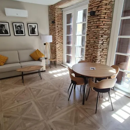 Apartment Luis De Velazquez *